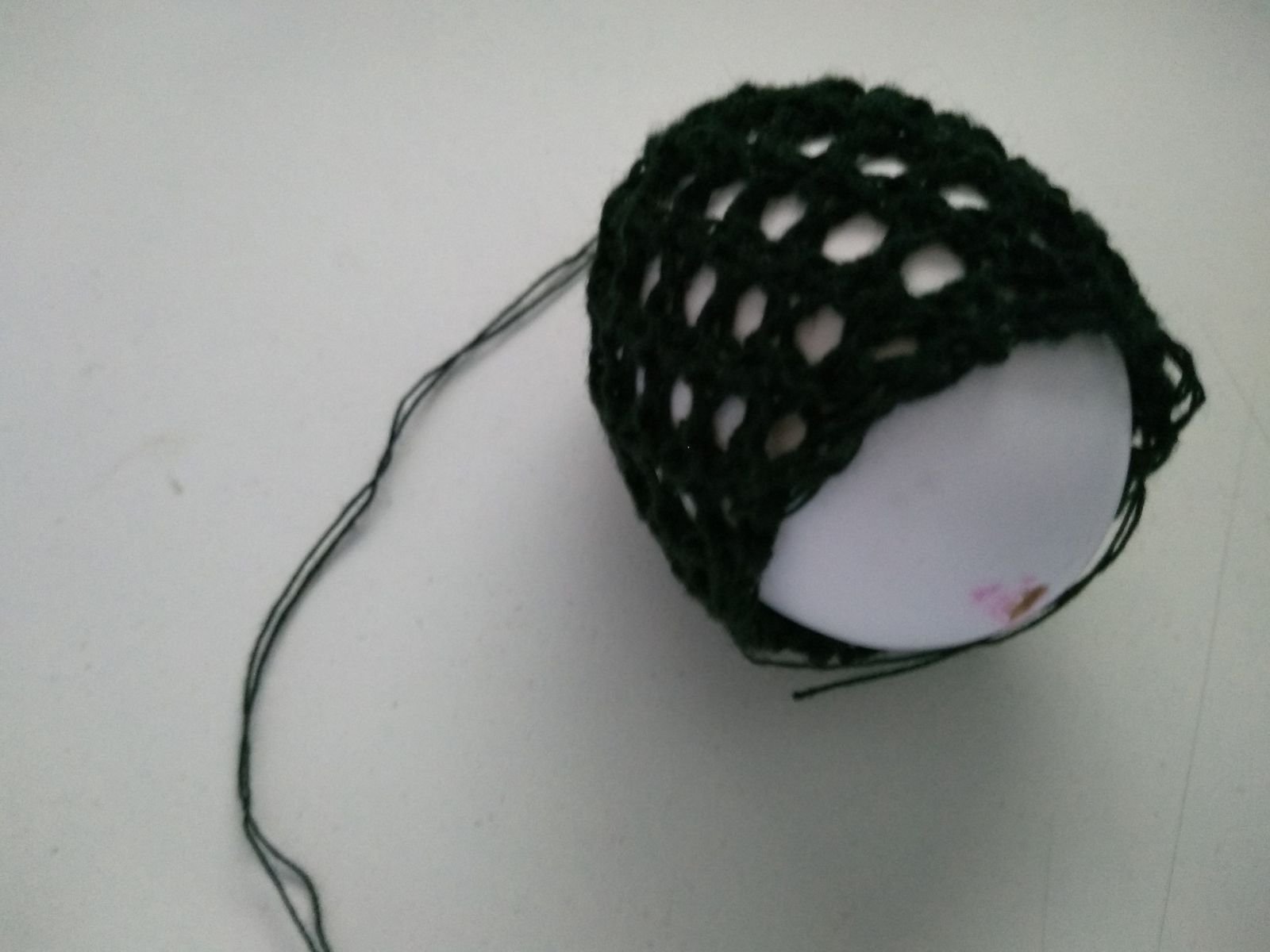 Blog-Inhaltsbild für 'Osterei mit Lochmusterüberzug'